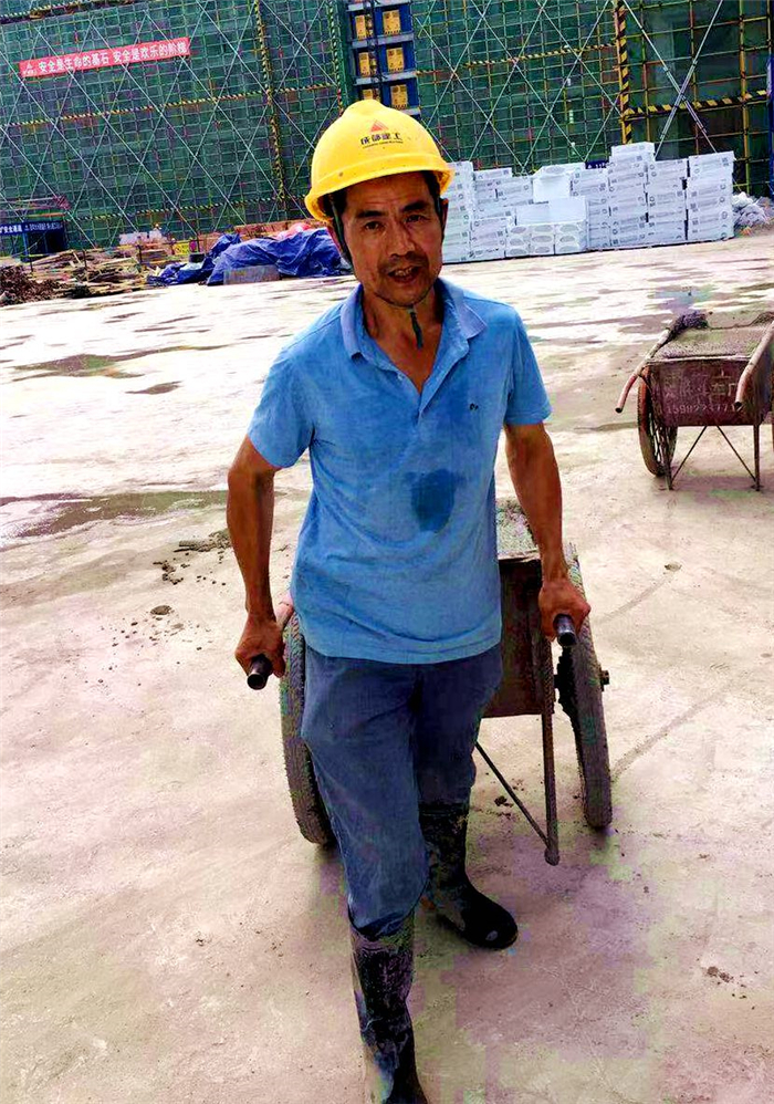 建設(shè)者1.jpg
